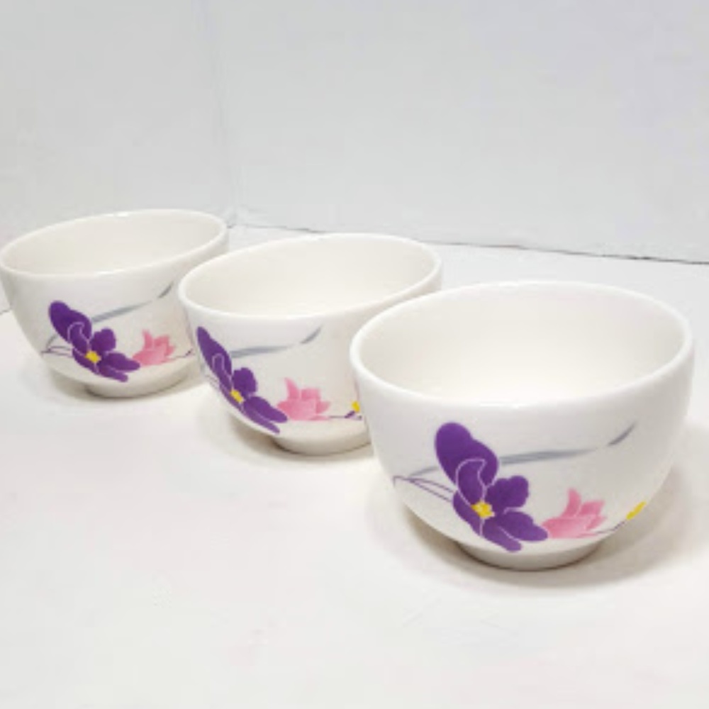 Chuan Kuo New Bone 1 3/4 Inch Porcelain Bowls (3)